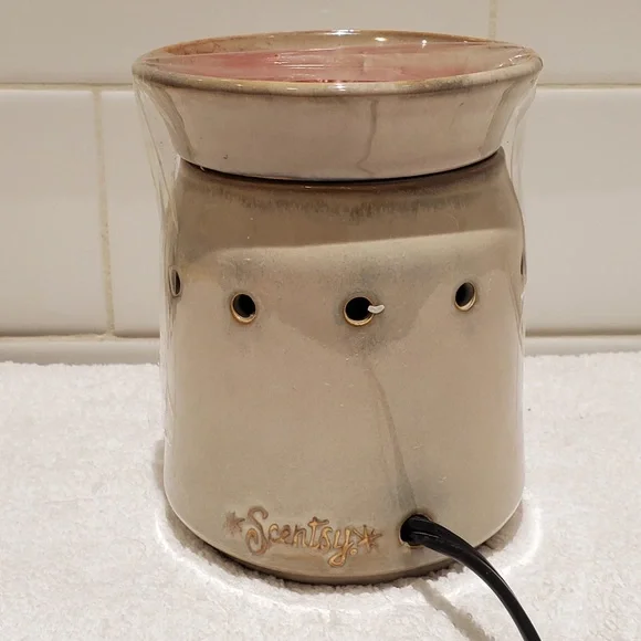 SCENTSY, Fossil Fern Full-sized Scentsy - Picture 2 of 5